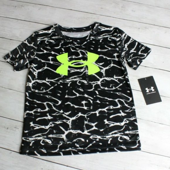 Under Armour Boy's Performance Athletic Shirt Size 6 Black Green Logo - Picture 1 of 3